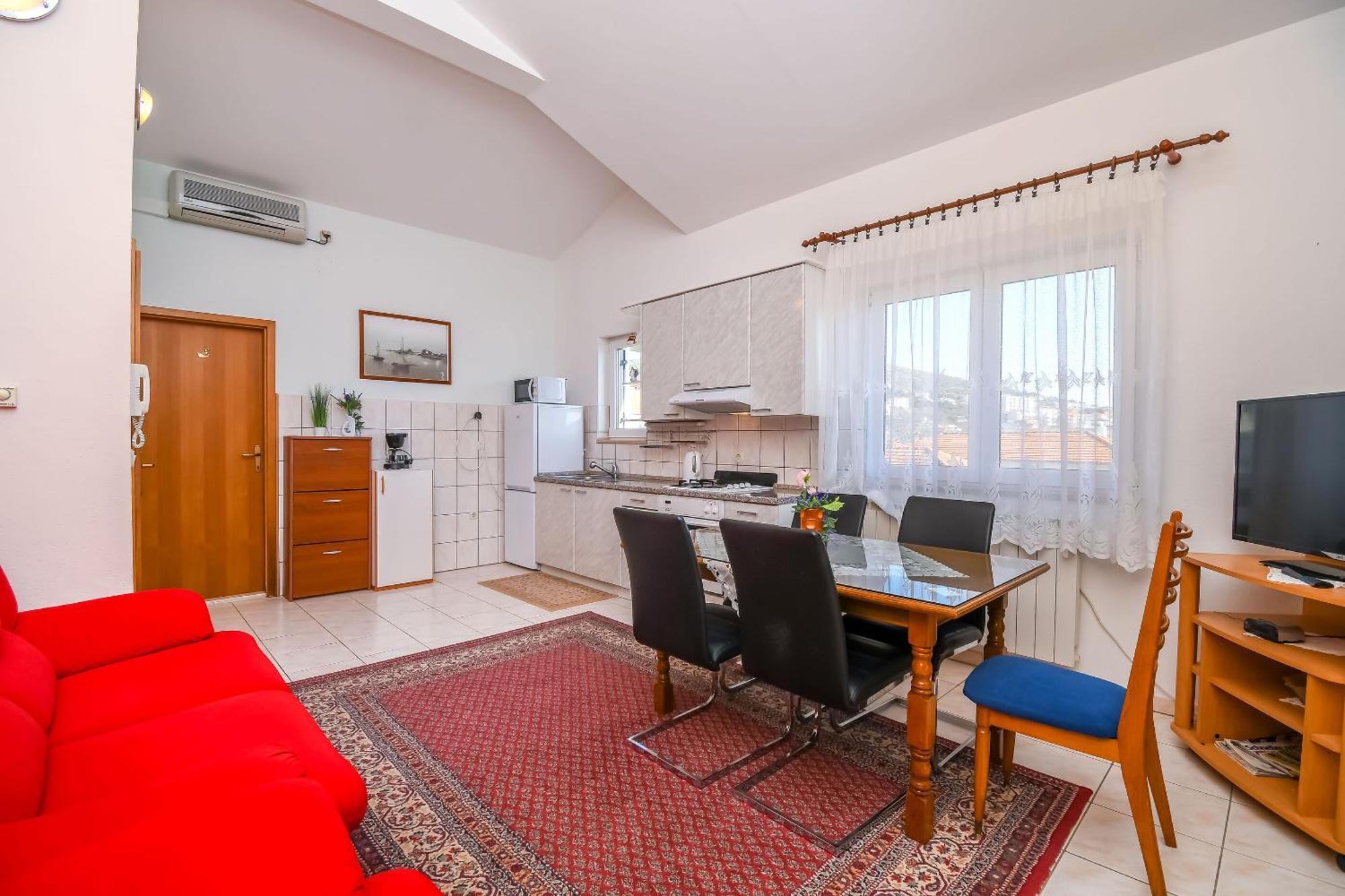 Apartments Vesna เซเกต วรันยีชา ภายนอก รูปภาพ
