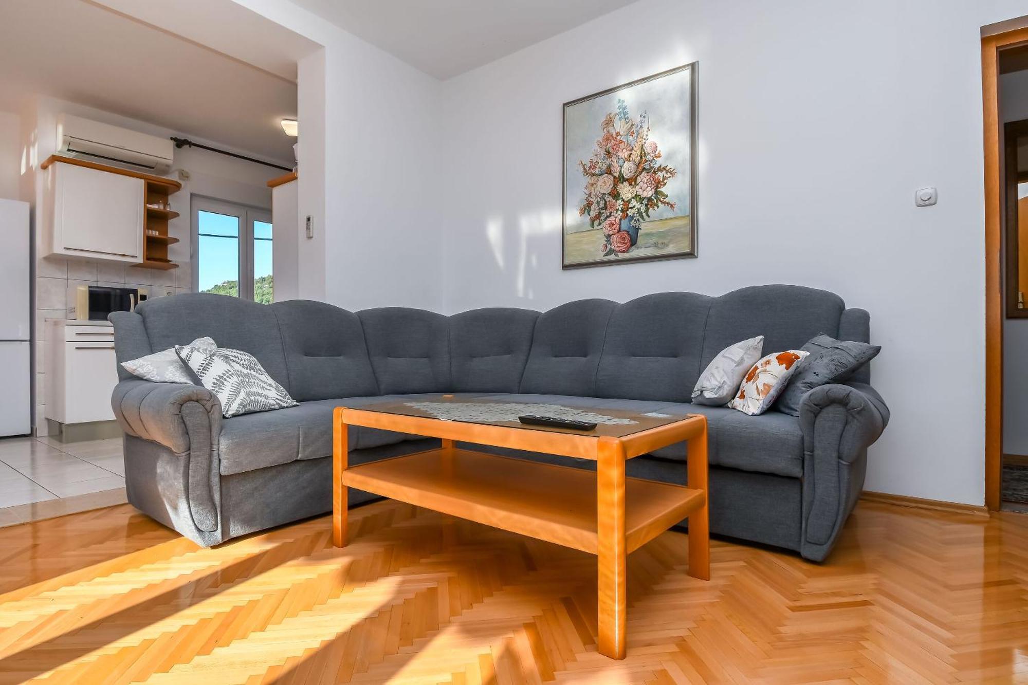 Apartments Vesna เซเกต วรันยีชา ภายนอก รูปภาพ